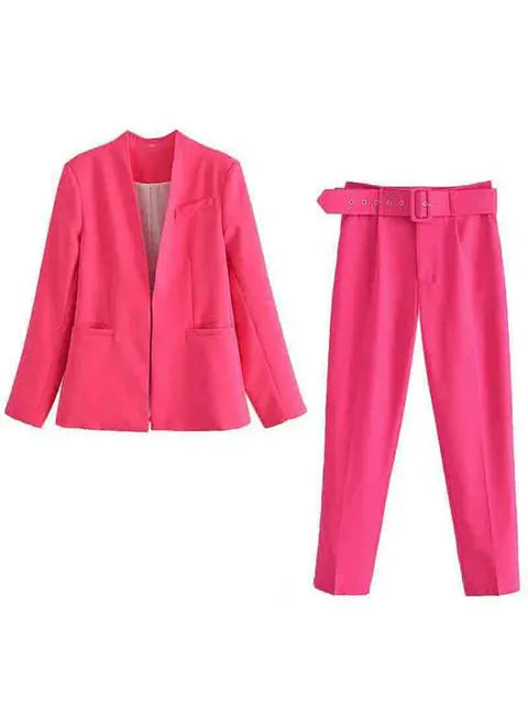 Pinkes Damenanzug-Set mit Blazer und Hose, modisch, elegant, Business-Look, leuchtend pink, ideal für Büro und formelle Anlässe.