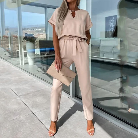 V-Ausschnitt Kurzarm Jumpsuit – Weiches Material, Figurschmeichelnde Passform - Ideal für Frühling & Sommer