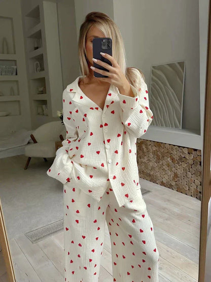 Damen Herz-Pyjama Set – Elegant für Frühling & Sommer