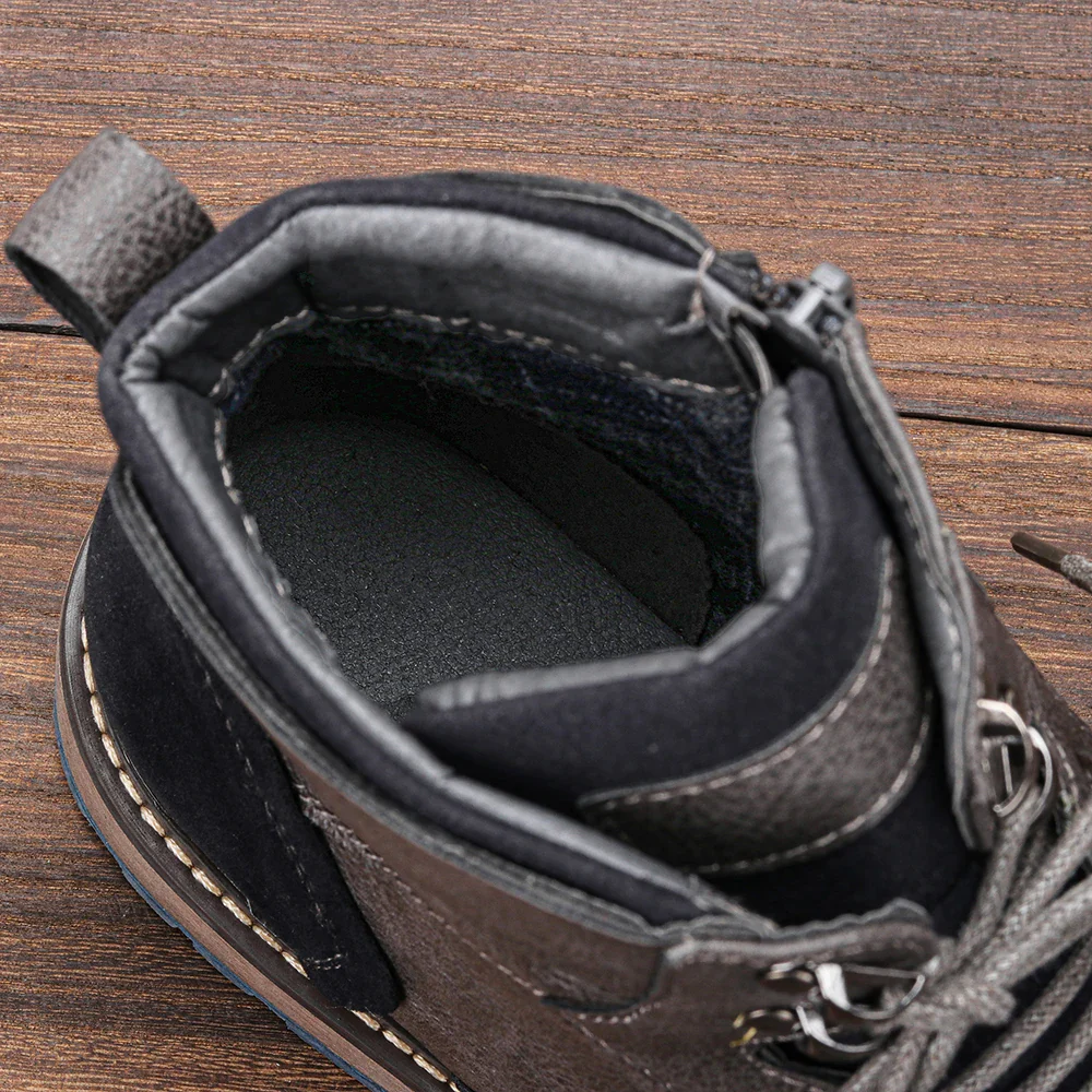 Herren Winterstiefel mit rutschfester Sohle in Grau, Gelb, Schwarz und Braun
