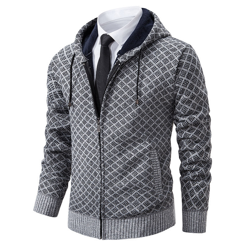 Grauer Herren-Hoodie mit Karomuster, Reißverschluss und Kapuze, kombiniert mit weißem Hemd und schwarzer Krawatte. Modische Herrenbekleidung.