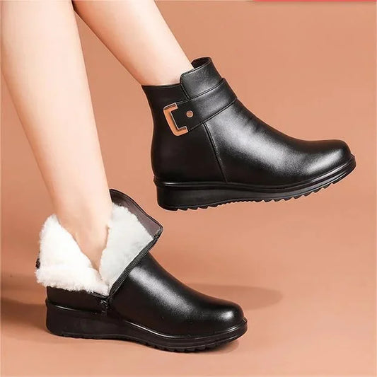 Isolierte Winterstiefel für Damen aus wasserdichtem Leder mit Kunstfellfutter und rutschfester Sohle | Ideal für Herbst/Winter