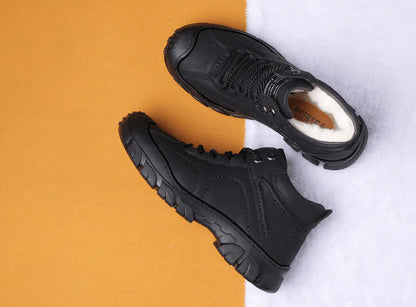 Robuste und warme Winterschuhe mit rutschfester Sohle und Schutz vor Kälte | Ideal für den Winter