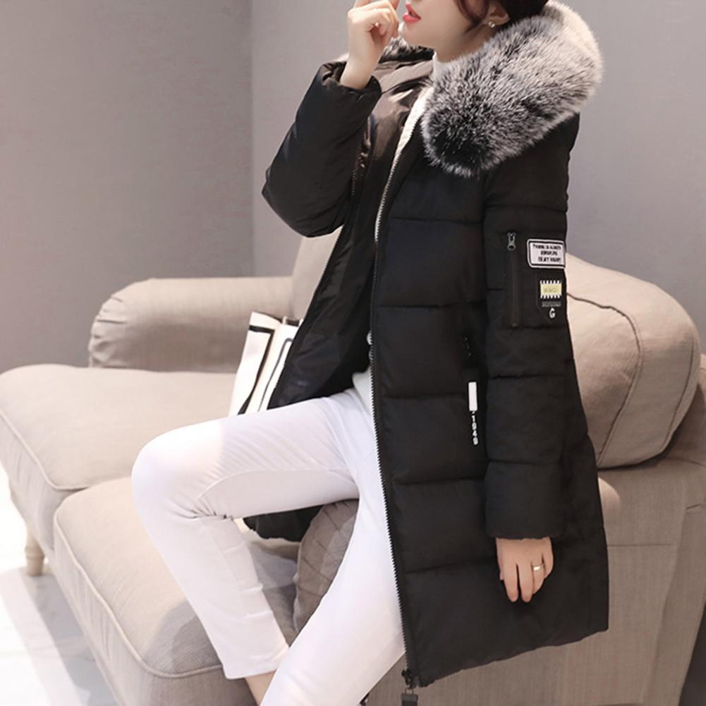 Damen Winter-Kapuzenjacke mit isoliertem Innenfutter und mehreren Taschen