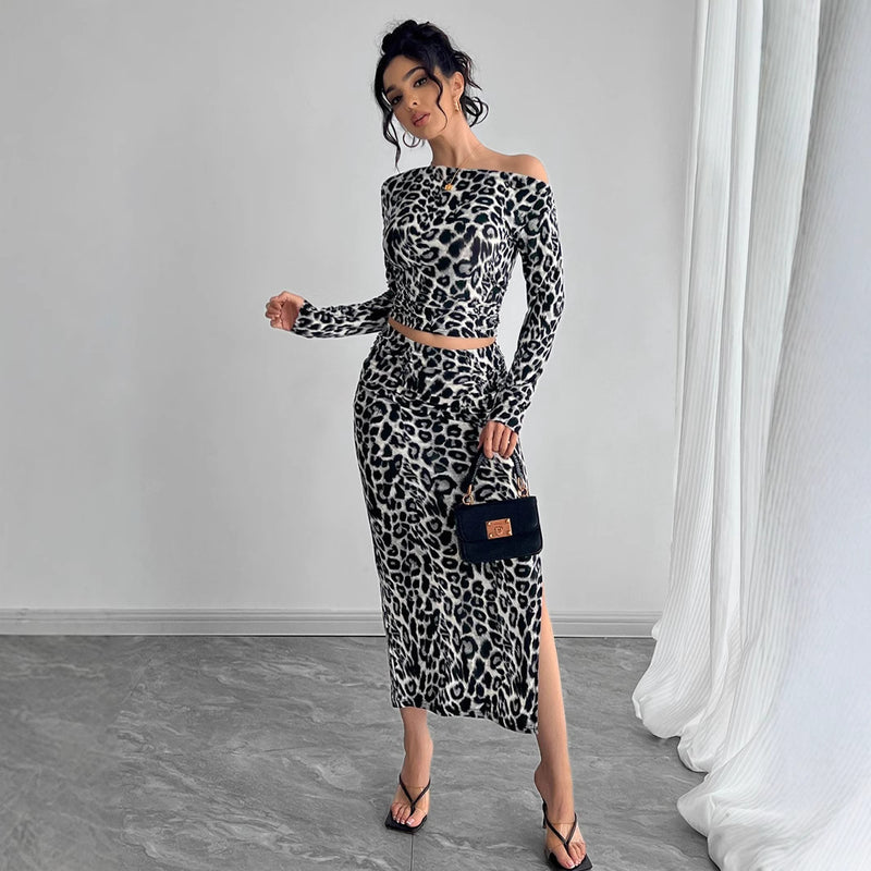 Damen Frühling Zweiteiler-Set mit Leopardenprint figurbetontem Maxikleid und Overlay-Detail