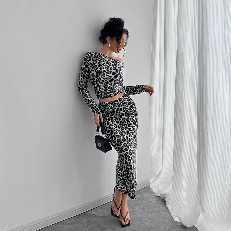 Damen Frühling Zweiteiler-Set mit Leopardenprint figurbetontem Maxikleid und Overlay-Detail