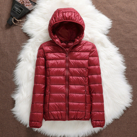 Damen Winter Daunenjacke kurz, tailliert mit Kapuze und Entendaunenfüllung