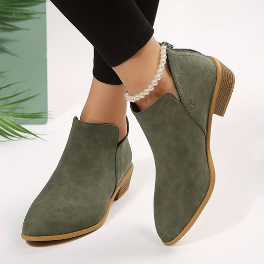 Spitz zulaufende Stiefeletten mit perforierter Rückseite | Ideal für den Winter