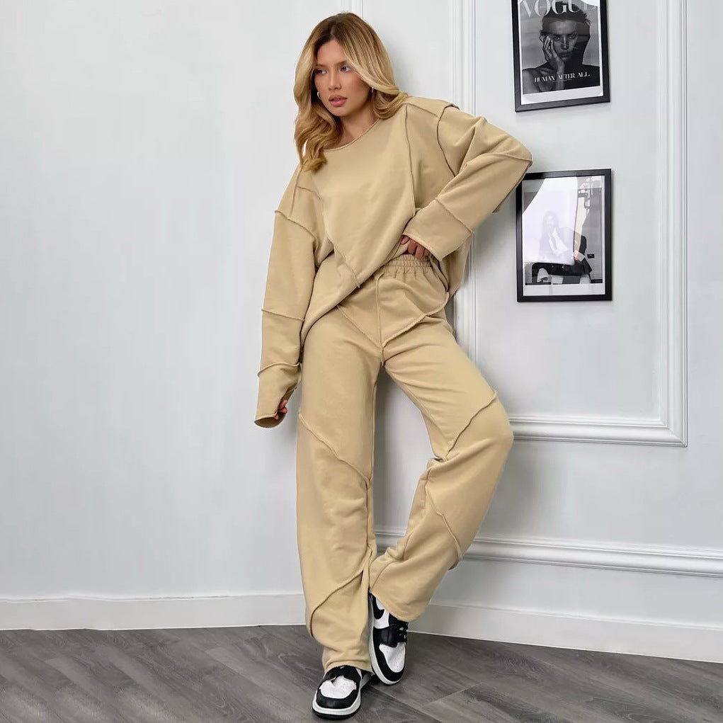 Damen-Strickset für den Herbst mit langärmligem Pullover und Hose mit geradem Bein und Einsatzdetails
