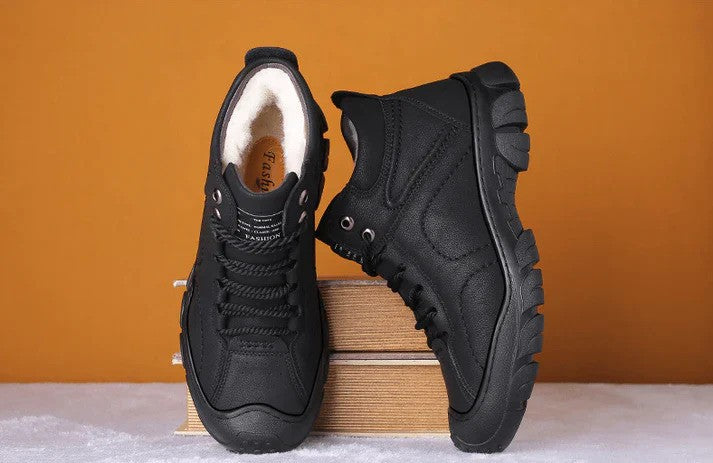 Robuste und warme Winterschuhe mit rutschfester Sohle und Schutz vor Kälte | Ideal für den Winter