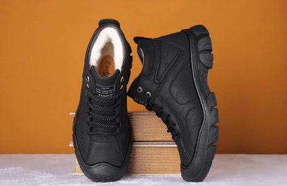 Robuste und warme Winterschuhe mit rutschfester Sohle und Schutz vor Kälte | Ideal für den Winter