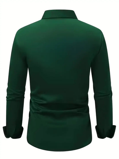 Dunkelgrünes Herrenhemd, langärmelig, Rückansicht. Elegantes Design, klassischer Kragen, ideal für formelle Anlässe und Business-Outfits.