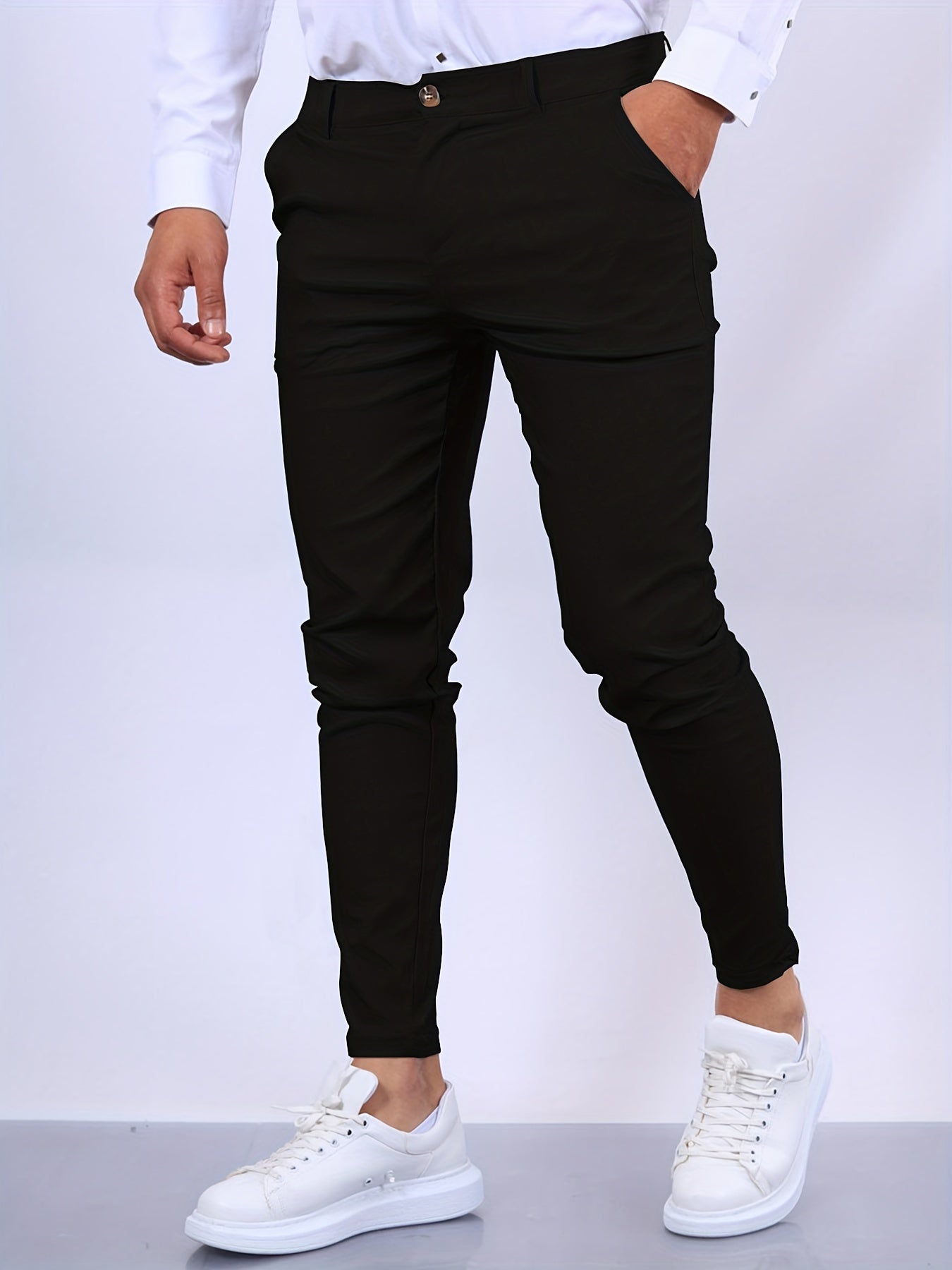 Herren-Chinohose im Skinny Fit mit schmal zulaufendem Bein und Reißverschluss