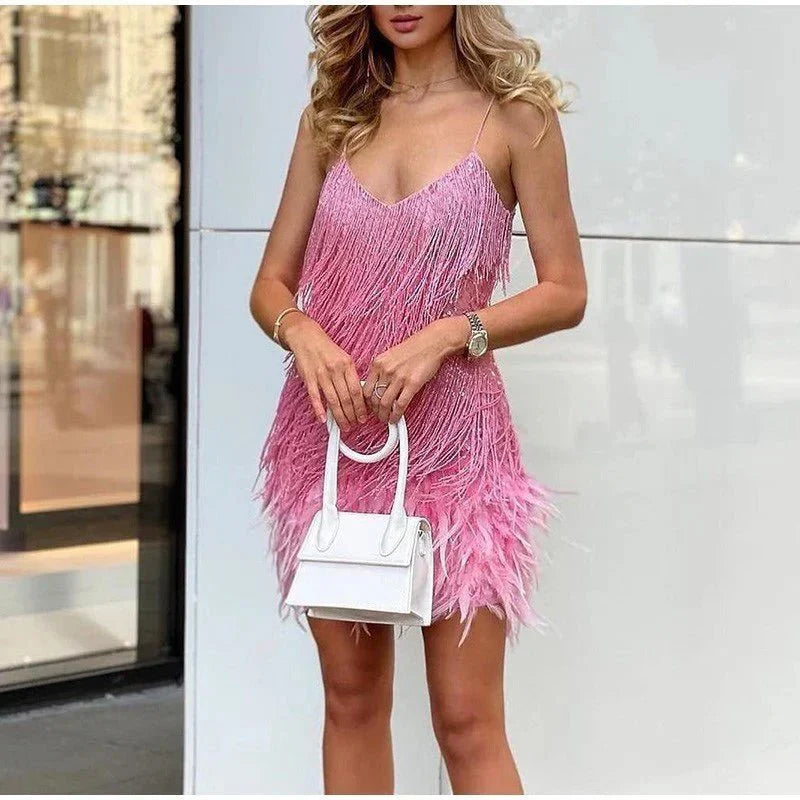 Pailletten-Cocktailkleid mit Federbesatz | Perfekt für jeden Anlass